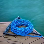 MESLE Wakeboard und Wasserski Leine Ergo in blau mit ergonomischem EVA Schaumstoff-Griff, schwimmend, Länge des Zugseils mit Hantel 23 m, verkürzbar auf 16,7 m,  mit Rope Keeper