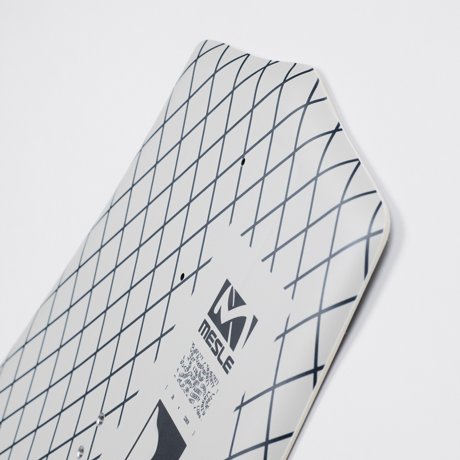 Wakeboard Liberty 128 cm with OnSet Bindings | Mesle